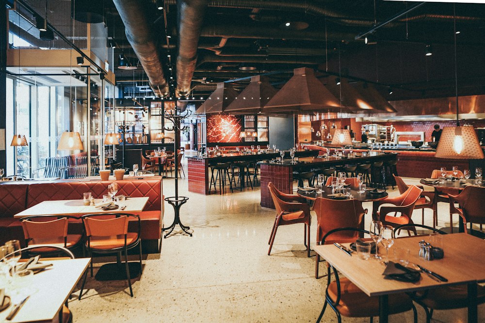 Intérieur bistrot La Gloutonnerie